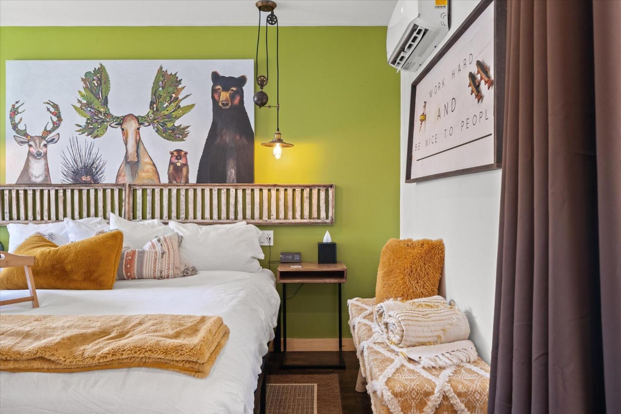 Green Acres Retreat Hancock Экстерьер фото