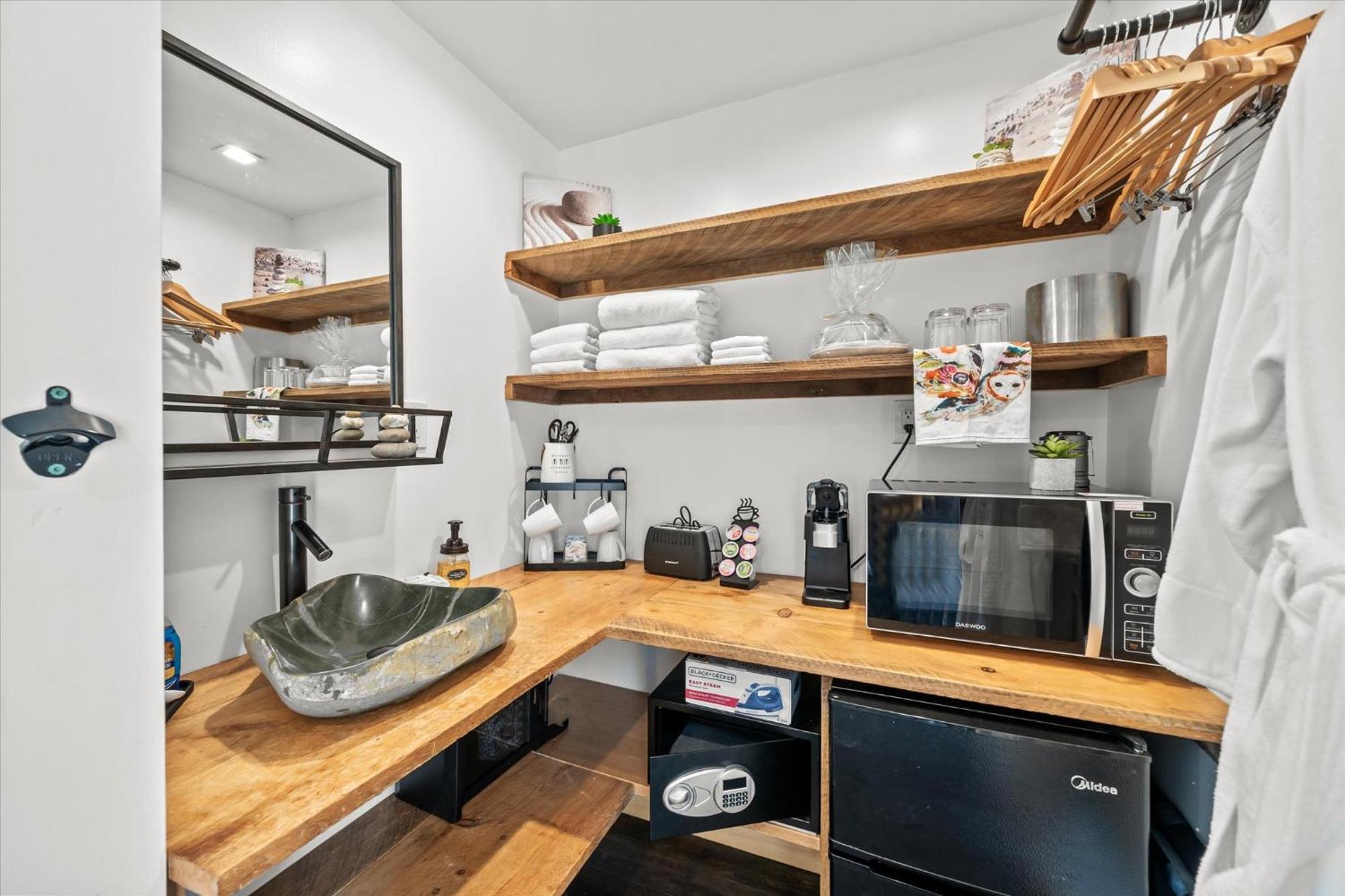 Green Acres Retreat Hancock Экстерьер фото