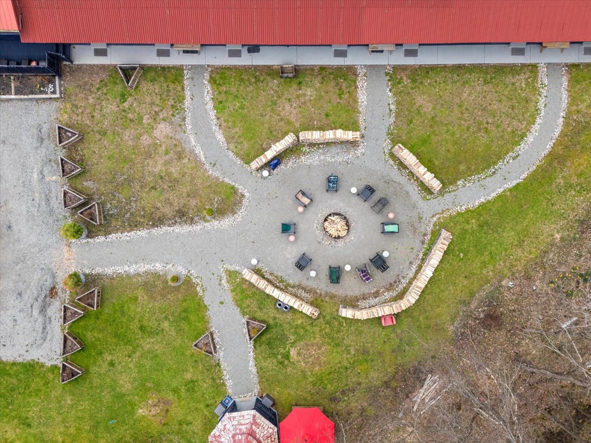 Green Acres Retreat Hancock Экстерьер фото